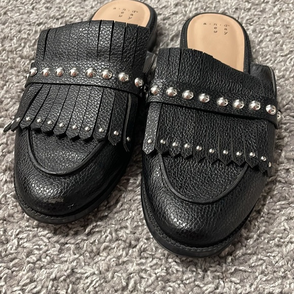 A New Day mules - Picture 3 of 4